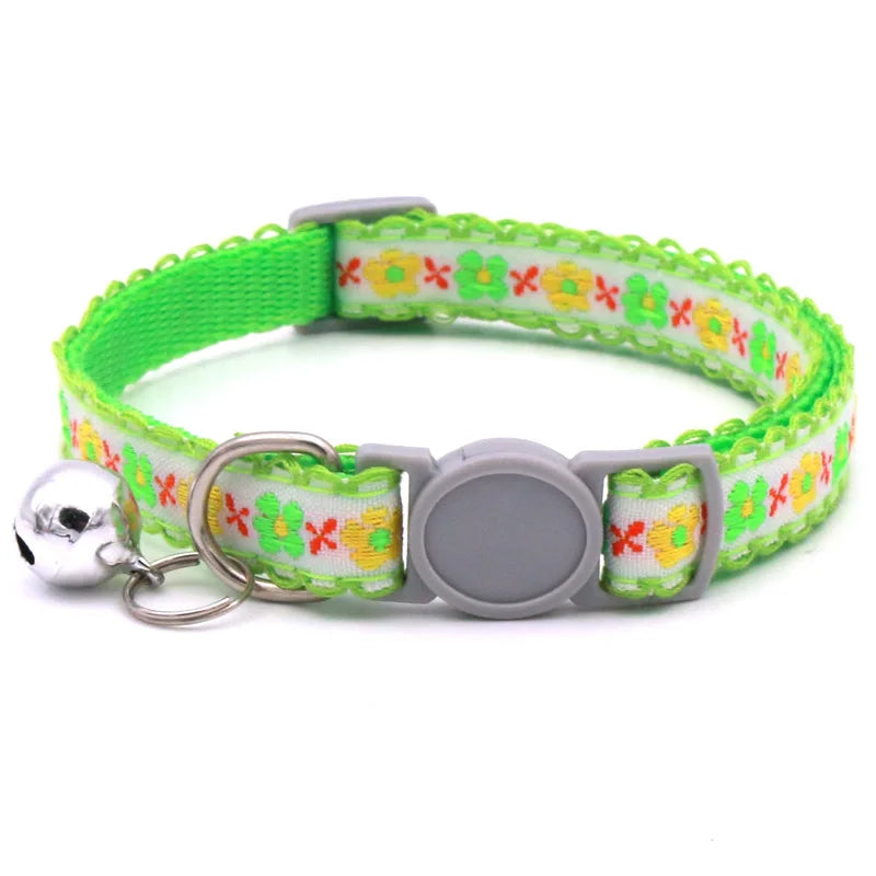 Modern Floral Embroidery Pattern Cat Collar with Break-Away Safety Buckle Quick Release Small Bell-Adjustable Nylon