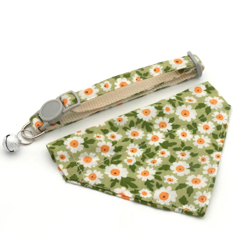 Floral Cat Collar Set Pet Neckwear Buckle Closure Cloth Triangle Scarf Collar with Bandana Bell Small Pet Accessory