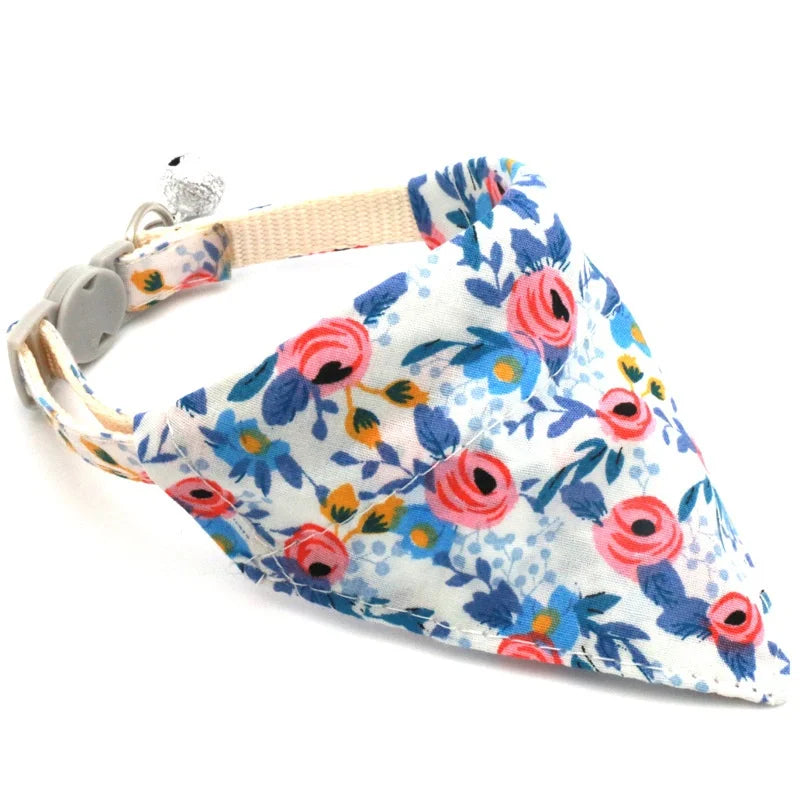 Floral Cat Collar Set Pet Neckwear Buckle Closure Cloth Triangle Scarf Collar with Bandana Bell Small Pet Accessory