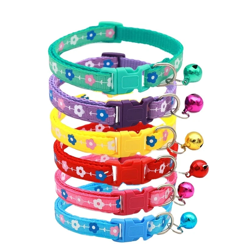 Flower Vine Pattern Cat Dog Outdoor Walking Three-Color Love Printed Patch Pet Collar Bell Cartoon Made Polyester Pet Outdoor
